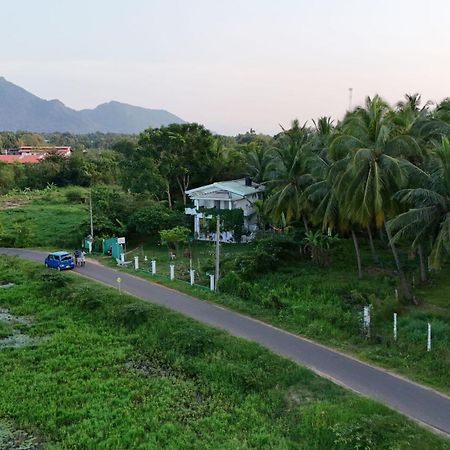 Lake Edge Dambulla Exterior foto